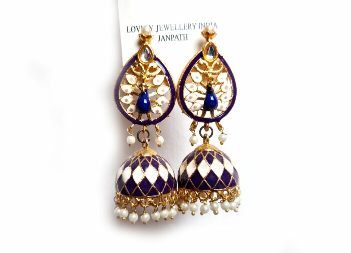 Brinco indiano Meenakari Jhumka marinho e creme design pavão