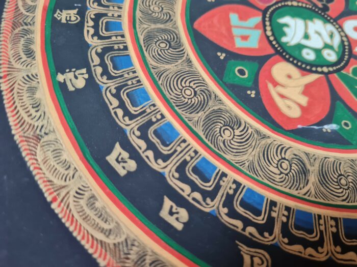 Mandala Tibetana com Mantras Sagrados pintado a mão Om Mani Padme Hum