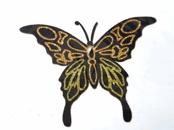 20250212_150637 tatuagem indiana de borboleta com glitter laranja e amarelo
