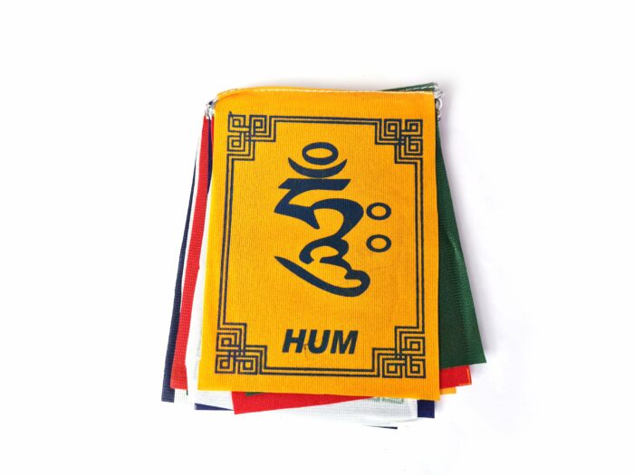 Bandeiras tibetanas veludo do mantra "Om Mani Padme Hum" (13cm x 10cm)