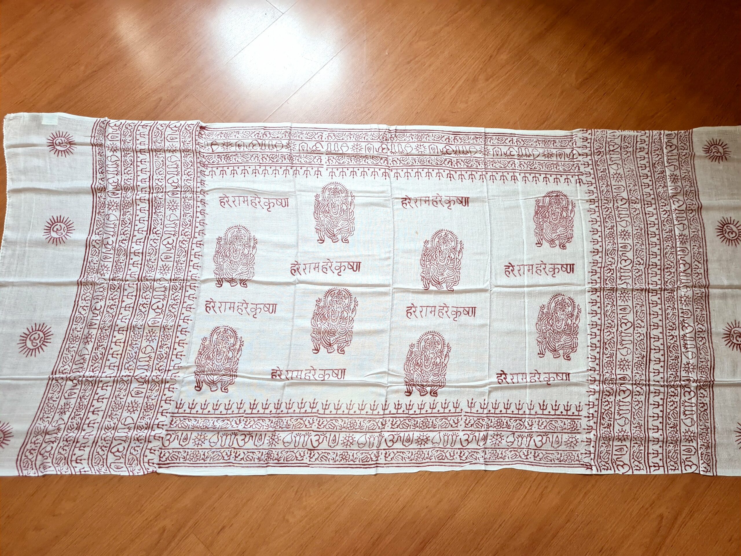 Chadar indiano (manto de oração) de Ganesha branco