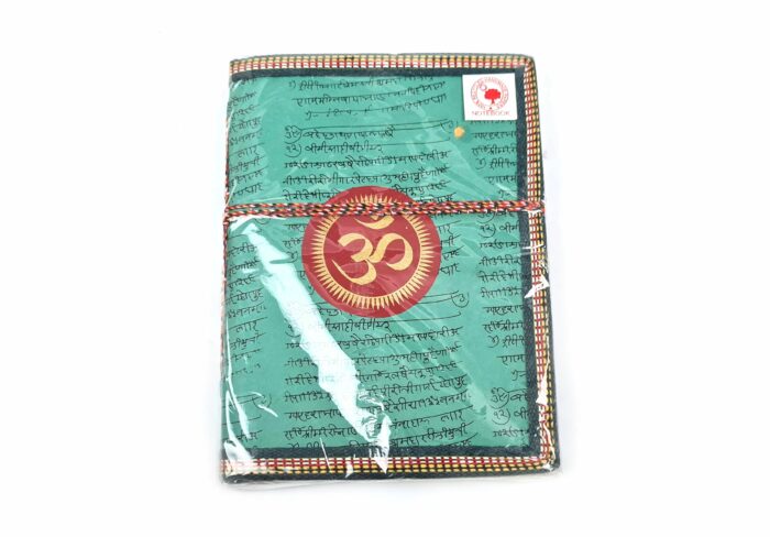Caderno indiano artesanal estampa de OM 20x15cm verde