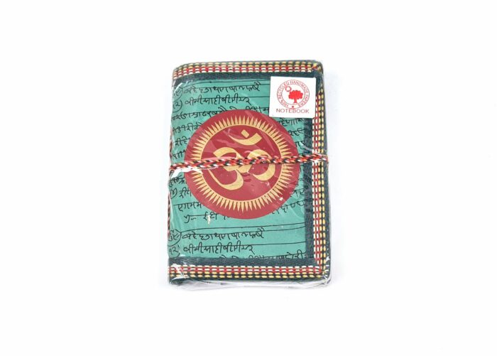 Caderno indiano artesanal estampa de OM 13x8cm verde