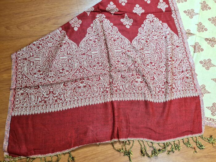 Echarpe indiana algodão viscose dupla face com arabescos creme e terracota
