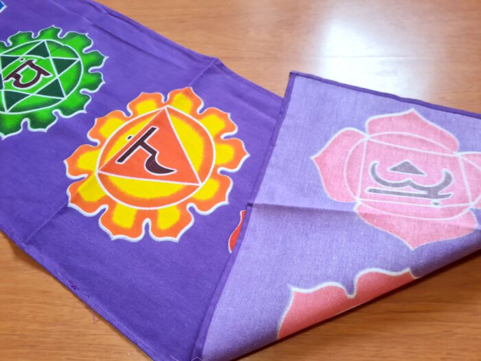 Panô dos 7 chakras especial para parede roxo e color 1,80m