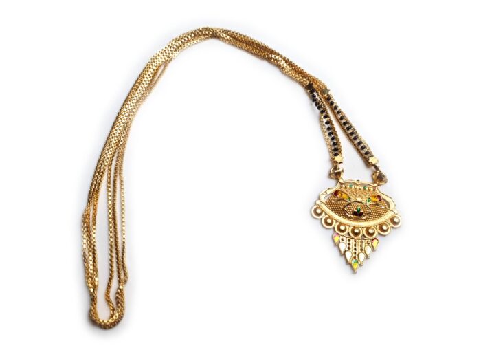 mangalsutra colar de noivas indianas sem joia
