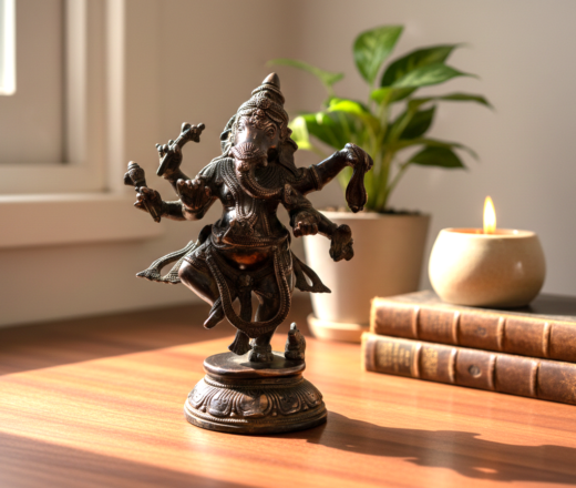 Estátua Ganesha Nritya Ganapati em Metal Escuro do Sul da Índia 23 cm