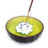 Incensário cumbuca com flor interna para espetar incensos