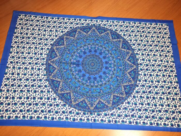 Panô indiano de algodão estampa de mandala e elefantes azul 2,10m