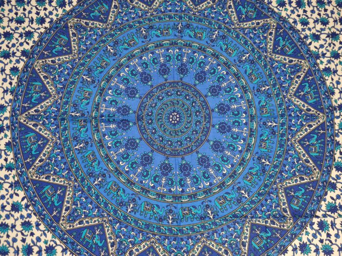 Panô indiano de algodão estampa de mandala e elefantes azul e creme 2,10m