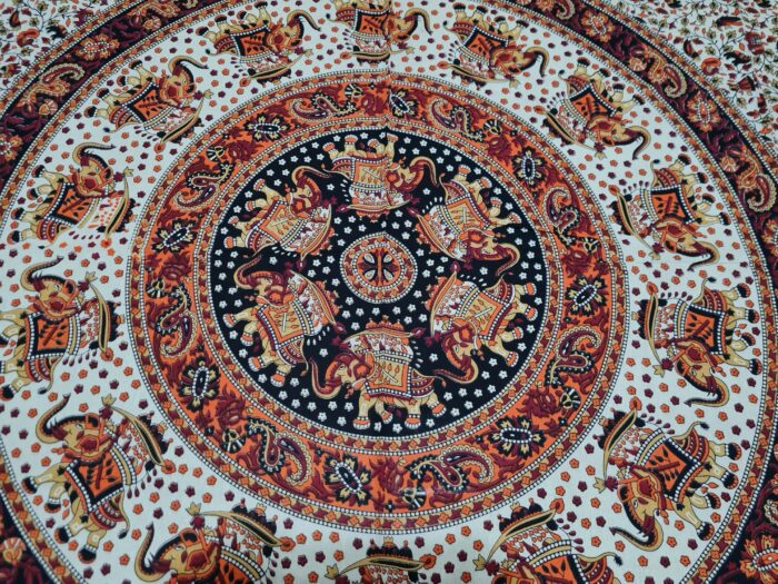 Panô indiano de algodão estampa de mandala marrom e laranja 2,40m