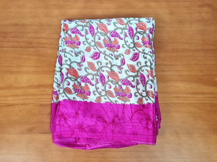 Sari indiano de seda estampa floral e paisleys rosa e creme