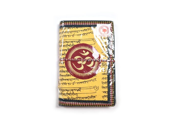 caderno indiano artesanal 15cmx10cm amarelo, estampa OM