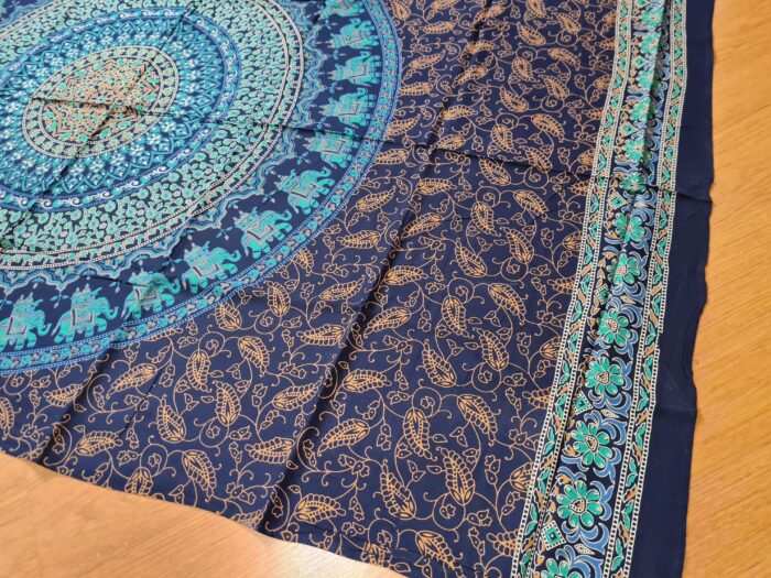 Canga indiana de viscose estampa de mandala marinho e azul