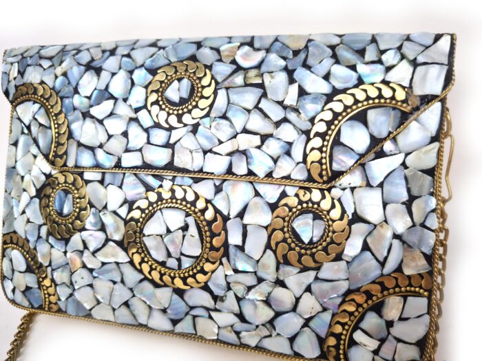 Bolsa indiana de metal mosaico de pedras naturais madrepérolas com dourado