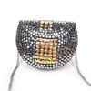 Bolsa indiana de metal prateada com detalhes dourados