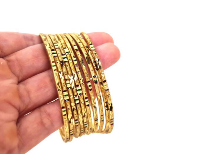 Conjunto de 10 pulseiras indianas douradas finas Rajastani Royale