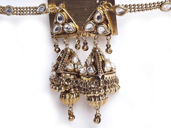 Brinco indiano Jhumka com correntes Sahara para prender ao cabelo