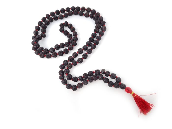 Japamala raro de Black Rudrakshas 108 contas com sementes de 7mm