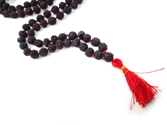 Japamala raro de Black Rudrakshas 108 contas com sementes de 7mm