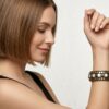 pulseira bracelete indiano de pedras e metais Bracelete indiano Rajasthan mosaico de madrepérolas com dourado