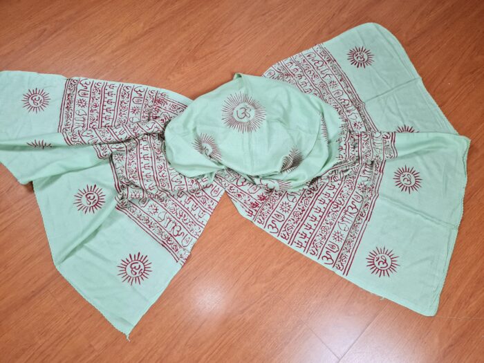 Chadar indiano (manto de oração) de OM verde menta