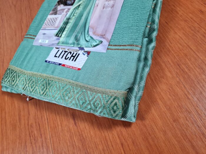 Sari indiano viscose com estampa étnica verde e dourado
