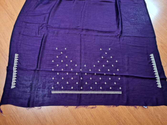 Saree indiano de seda mista roxo com bordado zari dourado
