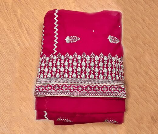 saree luxuoso de noiva, vermelho e dourado com ricos bordados