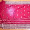 Sari indiano de seda vermelho fechado bordados dourados design floral e folhas