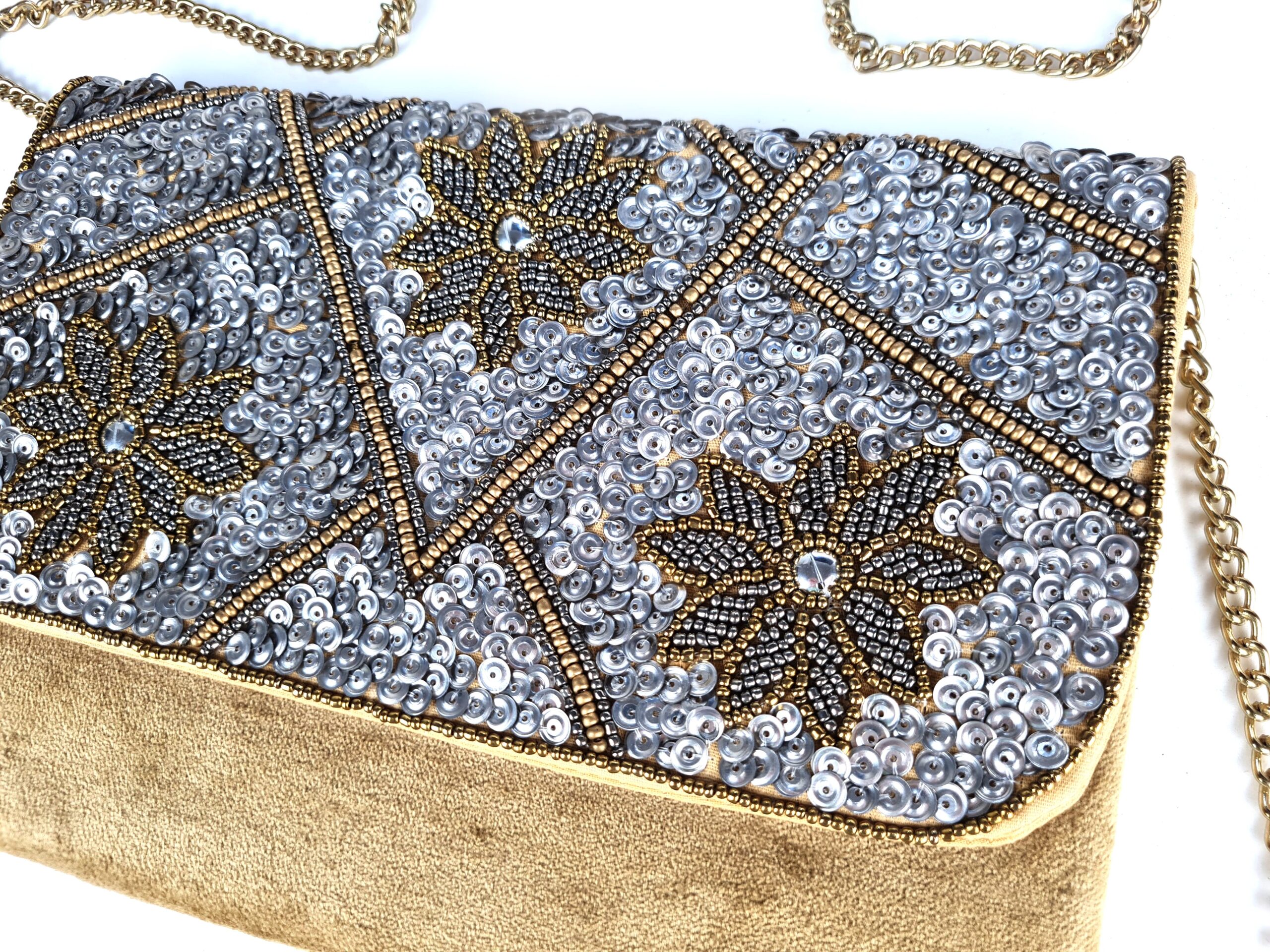 Bolsa indiana clutch carteira tecido com bordados florais bege e metalizados