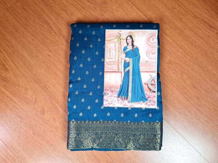 Sari indiano de seda verde pavão com fita de jacquard dourada