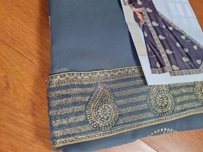 Sari indiano de seda floral barra Jacquard de paisleys cinza e dourado