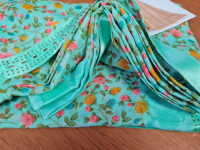 Sari indiano de tecido misto com viscose floral verde menta e coloridos