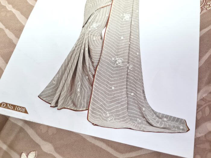 Sari indiano de viscose floral e linhas naturais em fendi rosé