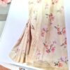 Sari indiano de seda mista estampa floral creme com barra perolada