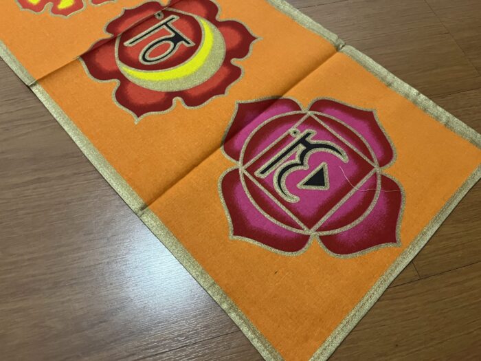 Panô dos 7 chakras especial para parede laranja e color 1,80m