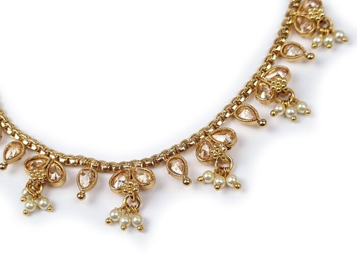 Tornozeleira indiana Maharani Gold Anklet dourada com pedrarias