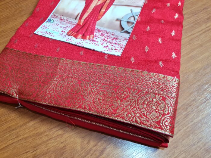 saree vermelho e dourado para festas - casamentos