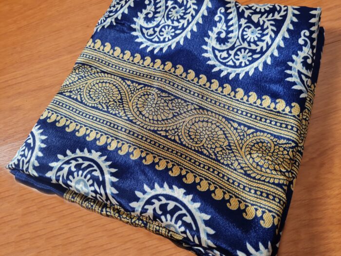 Saree indiano de tecido misto viscose e seda marinho e dourado