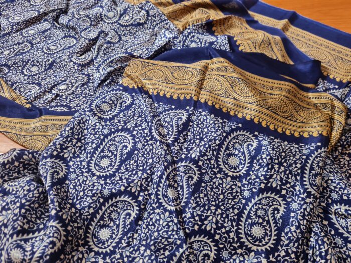 Saree indiano de tecido misto viscose e seda marinho e dourado