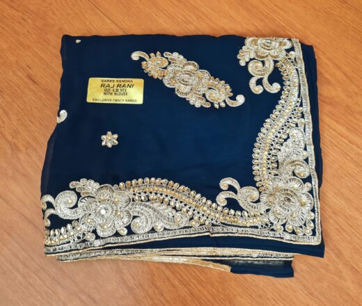 Saree indiano de crepe de seda bordado em Zari modelo Nishita