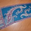 Echarpe indiana algodão com viscose estampa arabescos azul turquesa e uva