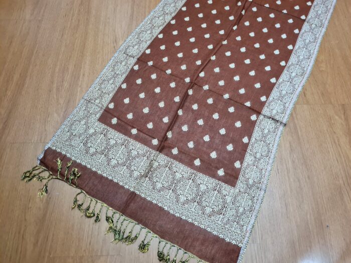 Echarpe indiana algodão com viscose dupla face de arabescos marrom e creme
