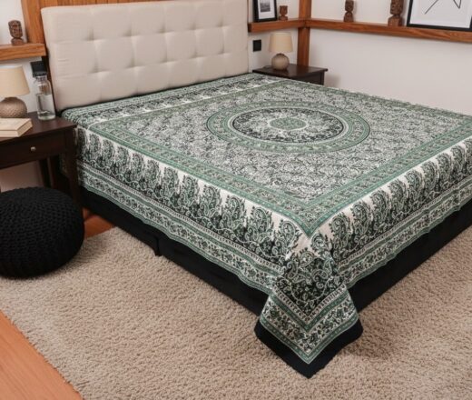 Colcha indiana ou painel decorativo Mandala Paisley preto bege e verde 2,40m