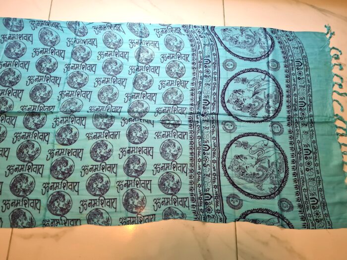Chadar indiano (manto de oração) com estampa de Shiva e Parvati