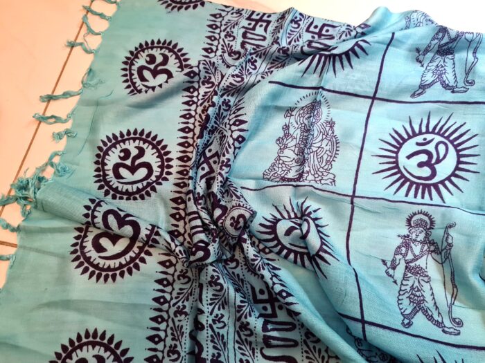Chadar indiano (manto de oração) com 4 deuses hindus azul