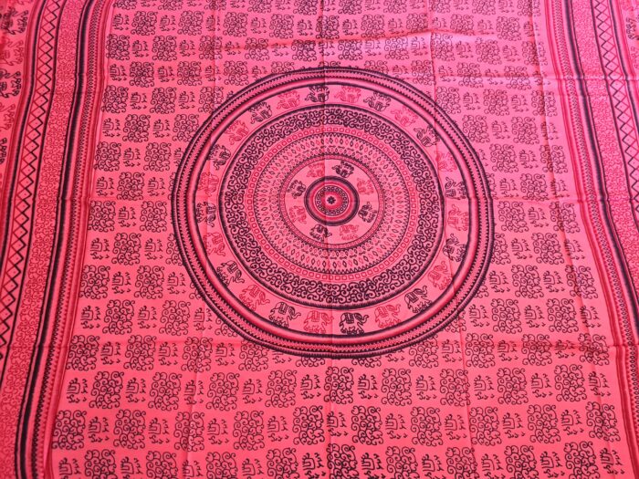 Chadar indiano (manto de oração) de elefantes e mandala rosa coral