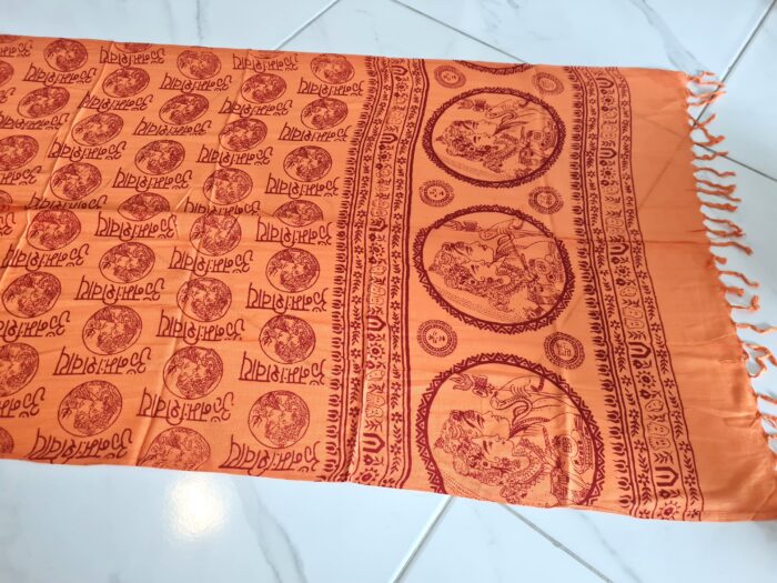 Chadar indiano (manto de oração) com estampa de Shiva e Parvati laranja