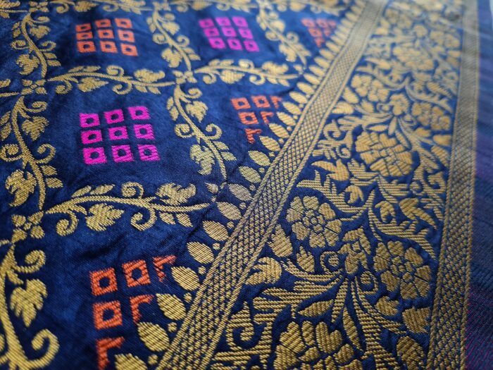 Saree Banarasi Art Silk de seda modelo Indigo Gold Meenakari Imperial